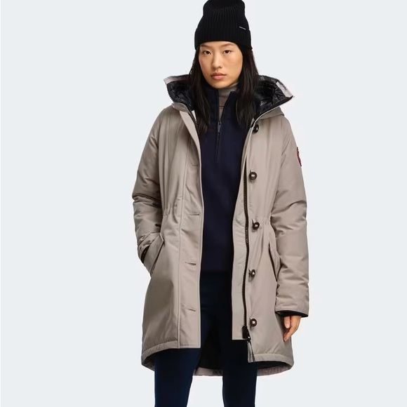 Canada Goose Women's Rossclair Jacket in Navy Size Small WITH FOX FUR TRIM - Picture 1 of 13